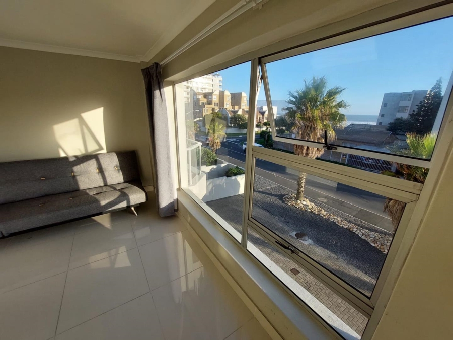 1 Bedroom Property for Sale in Table View Western Cape
